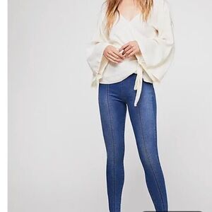 We the free ✨️Free People Jeggings Size 28
